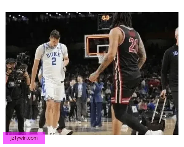 穆林斯谈绝杀杜克时刻 曾梦想过站在关键时刻投射超远三分