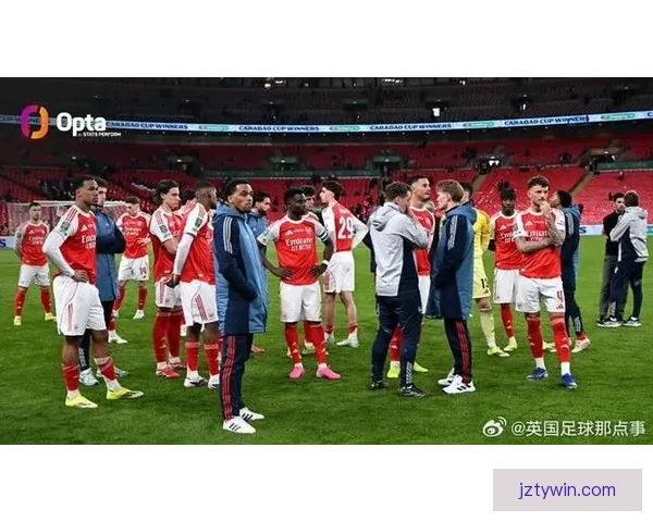 阿森纳接连杯赛失利面对挑战 曼城强势崛起令其心态考验加剧